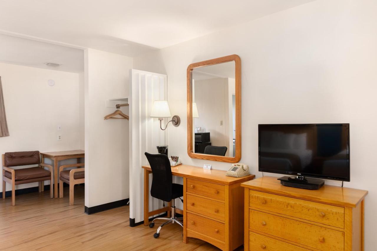 Skylark Shores Resort Lakeport Buitenkant foto