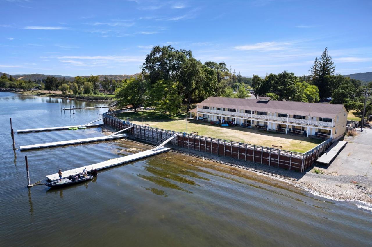 Skylark Shores Resort Lakeport Buitenkant foto