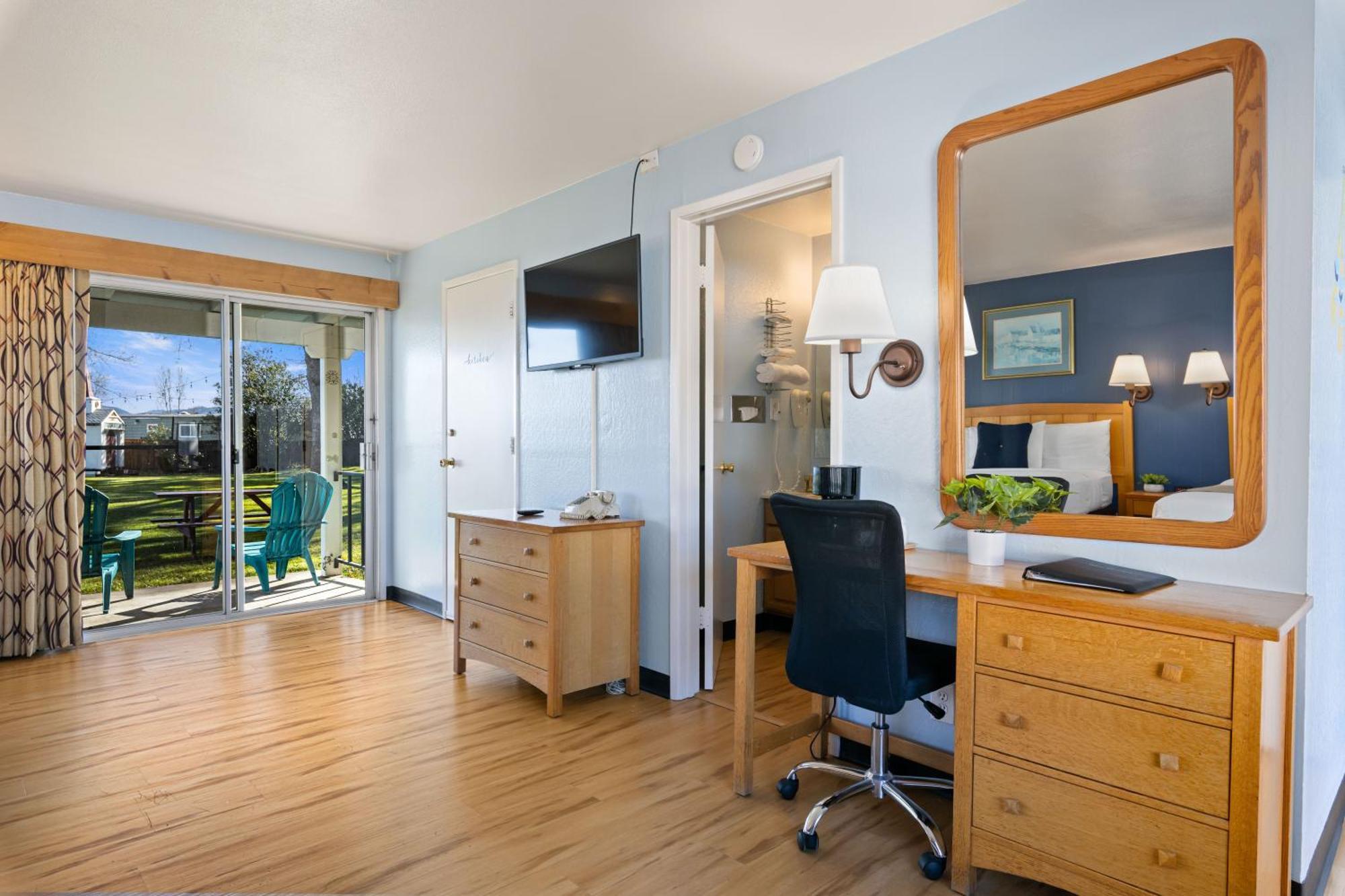 Skylark Shores Resort Lakeport Buitenkant foto
